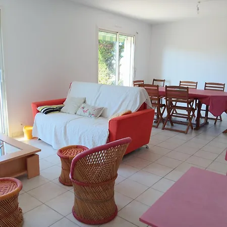 Charmante Maison Tranquille Pres Du Lay Pour 5 Personnes - Fr-1-476-249 بيت للعطل LʼAiguillon-sur-Mer