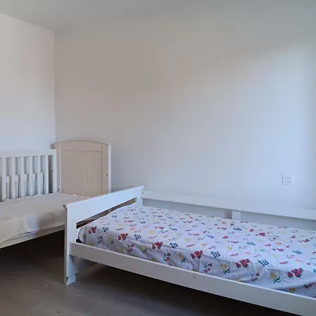 Charmante Maison Tranquille Pres Du Lay Pour 5 Personnes - Fr-1-476-249 *