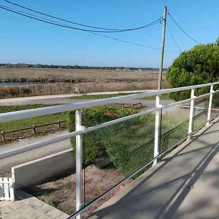 Charmante Maison Tranquille Pres Du Lay Pour 5 Personnes - Fr-1-476-249