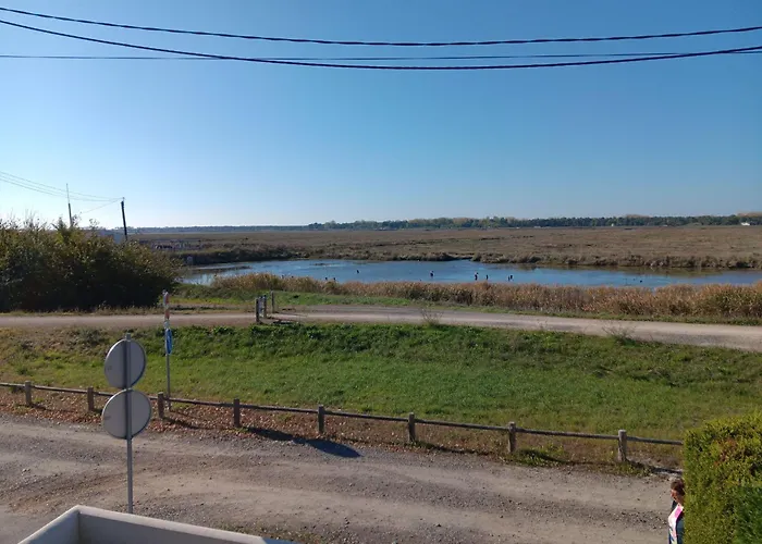 Maison Paisible Pour 5 Pers. Avec Vue Sur Le Lay - Fr-1-476-249 Hébergement de vacances LʼAiguillon-sur-Mer
